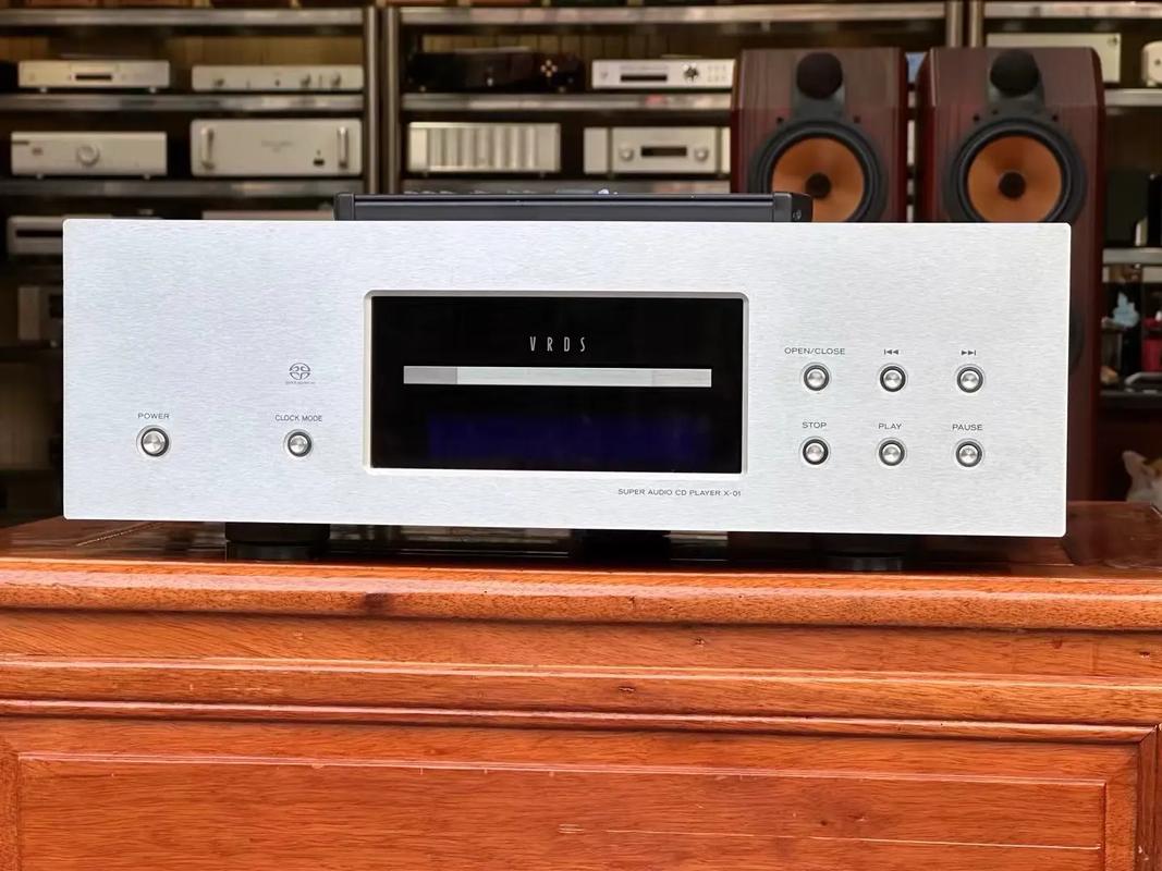 音质的边界探索 二嫂X-01限量版CD机与Esoteric二B器材的卓越对比