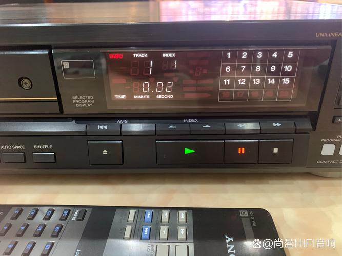 555ESD发烧CD机 旗舰之声，奢工典藏，陈年经典之再生王者。